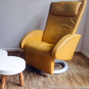 In der ersten Sitzung werden Ihr Thema, Ziel und Motivation geklärt. Wir klären, ob es medizinisch relevante Fakten geben und ggf. eine Abklärung durch einen Facharzt notwendig ist. Dann besprechen wir das weitere Vorgehen und den Preis.