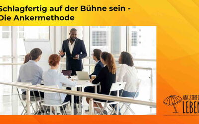 Ein afroamerikanischer Mann hält eine Präsentation im Business-Kontext. Er reagiert souverän auf Zwischenfragen.